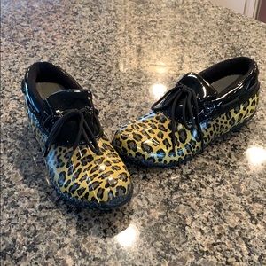 NEW Corkys cheetah print Mud Bugs rain booties.